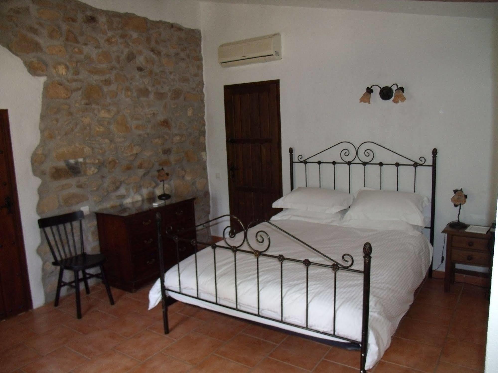 La Finca Blanca Алора Екстериор снимка
